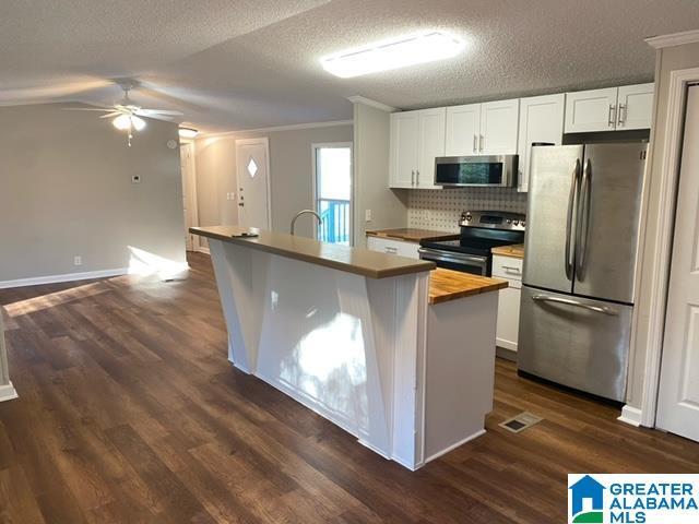 Foto del edificio - 194 Bettis Cir