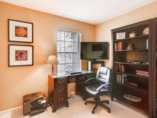 Foto del edificio - 2109 Camden Ln