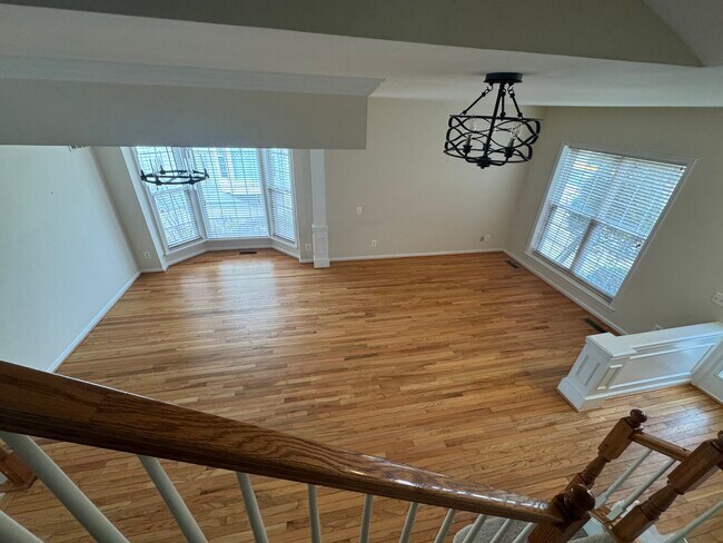 Foto del edificio - 5448 Summer Leaf Ln