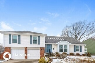 Building Photo - 6828 N Overland Dr