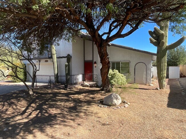 Photo - East side beauty with owned solar system House