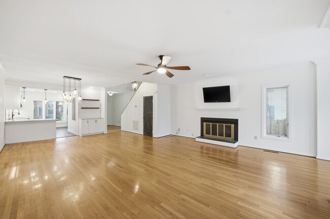 Building Photo - 316 Westover Ave