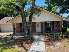 Building Photo - 2316 Demaret Dr
