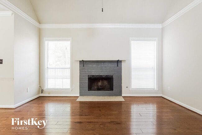 Building Photo - 1541 Timber Dr