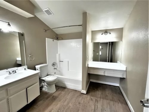 Foto del edificio - 7363 Lime Ave