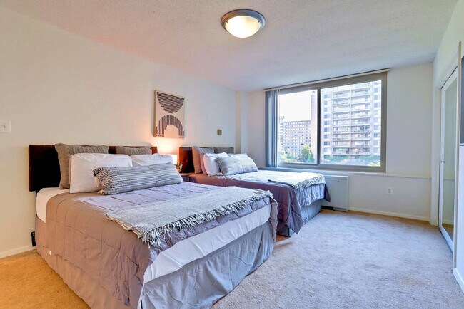 Foto del edificio - 1600 S Eads St