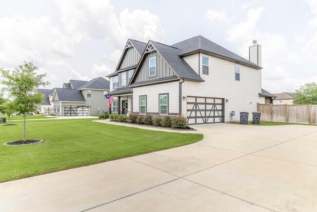 Foto del edificio - 105 Pearl Moss Ln