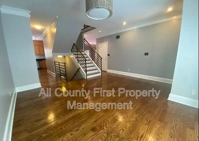 Foto del edificio - 1242 Wildcliff Pkwy NE