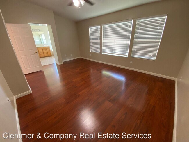 Foto del edificio - 3 br, 3 bath House - 1300 Torulosa Dr