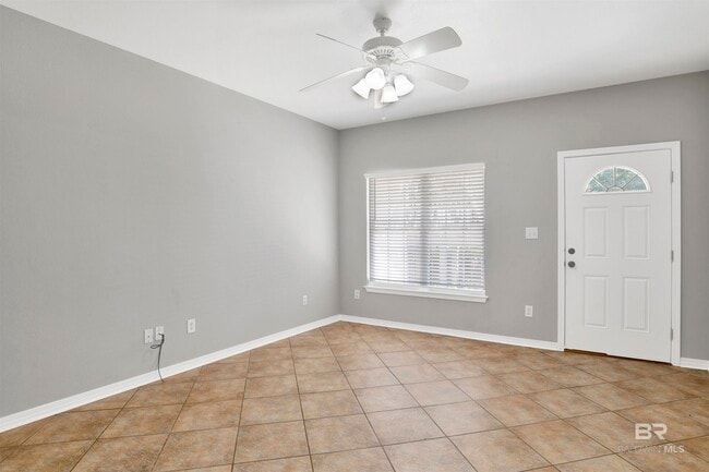 Foto del edificio - 2147 Henrietta Fulford Pl