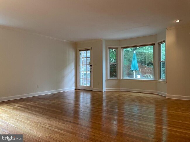 Foto del edificio - 2266 48th St NW