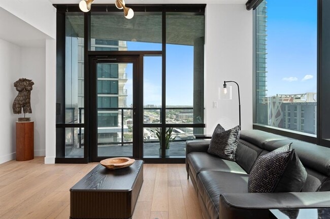 Foto del edificio - 70 Rainey St