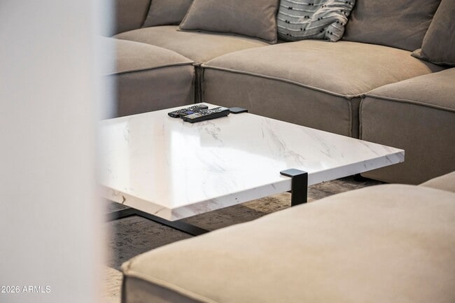 Building Photo - 6834 N 72nd Pl