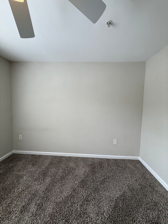 Foto del edificio - 3704 Spruce Ridge Way