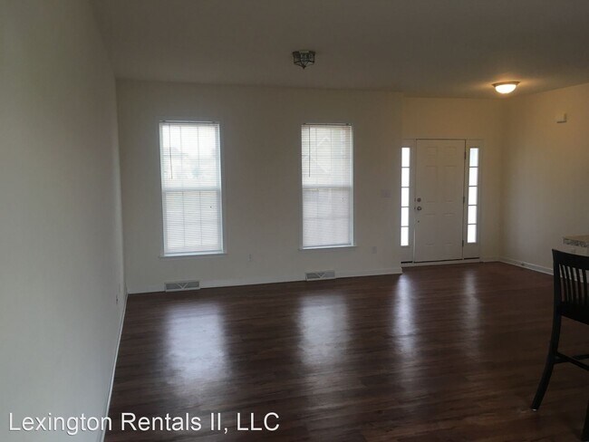 Building Photo - 3 br, 2 bath House - 156 W. Sheldrake Circle