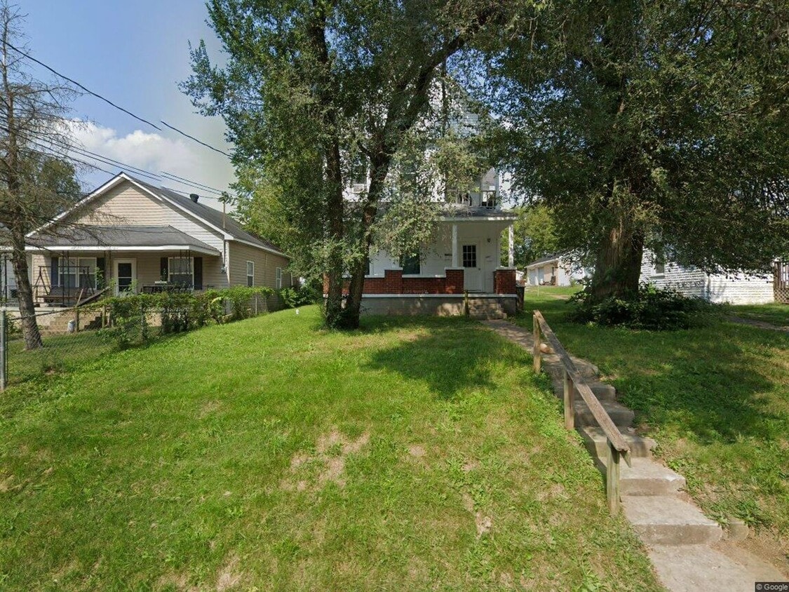 Primary Photo - 117 Linden Ave
