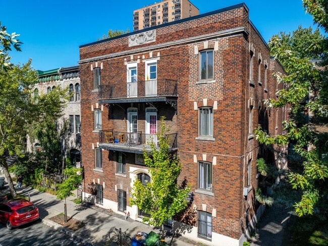 Photo du bâtiment - 3441 Rue Jeanne-Mance