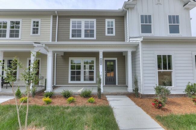Building Photo - 1005 Milson Ln