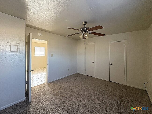 Foto del edificio - 602 Sunset Ln