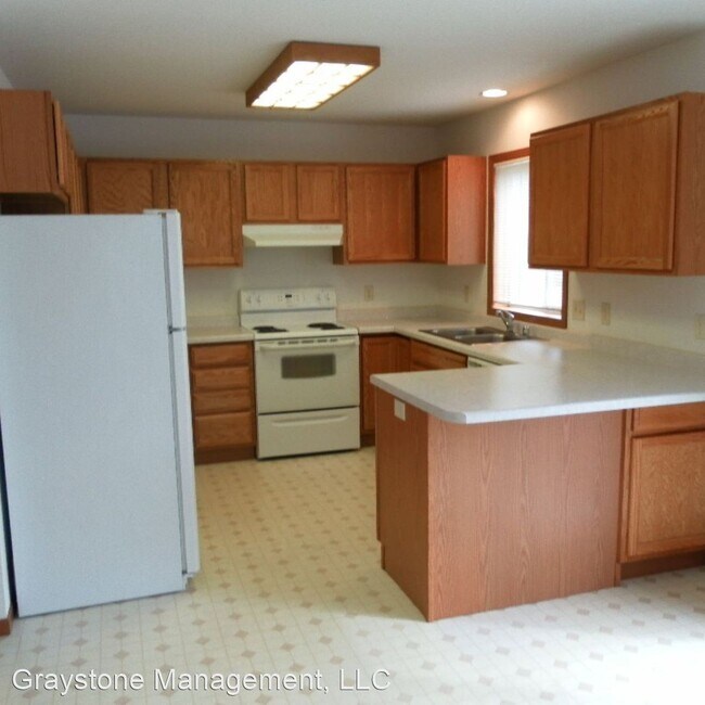 Building Photo - 4566 Hartzell Ln