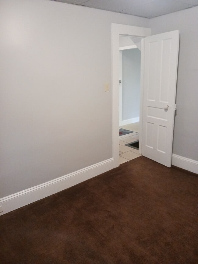 Bedroom 2 - 432 N Main Ave