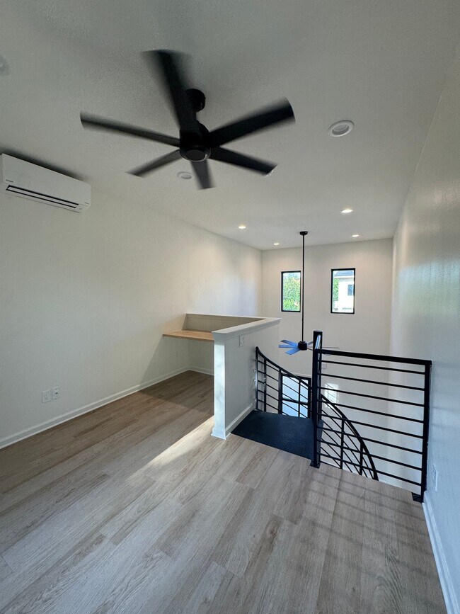Foto del edificio - 3010 N Main St