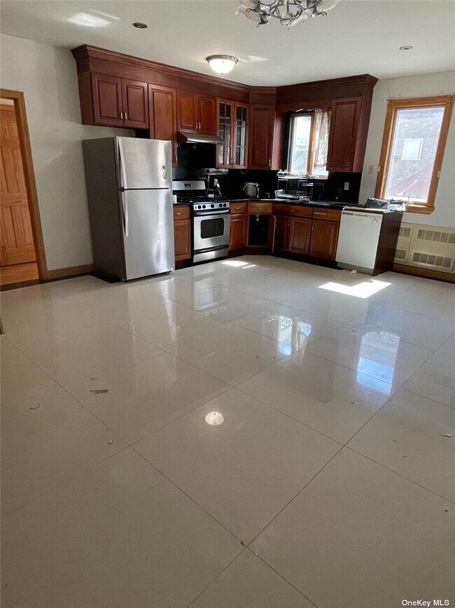 Foto del edificio - 203-52 27th Ave