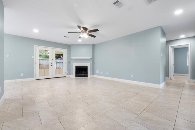 Foto del edificio - 28815 Binefield St