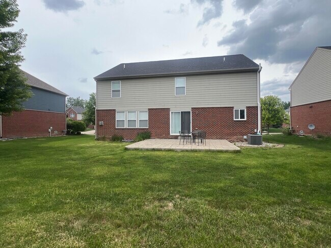 Foto del edificio - 24668 Thatcher Dr