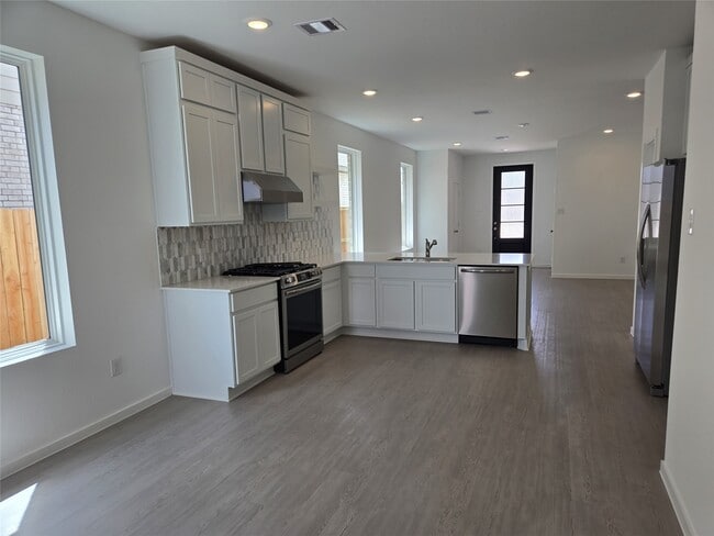 Building Photo - 6758 Sunset Velvet Dr