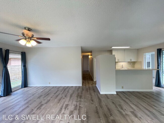 Foto del edificio - 4 br, 2 bath House - 282 LUNALILO HOME RD.