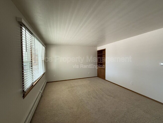 Foto del edificio - 2237 Harlan St