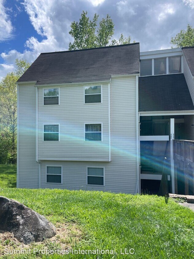 Primary Photo - 2 br, 2 bath House - 9123 Spyglass Pl. Unit A