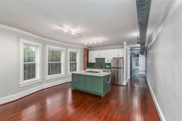 Foto del edificio - 1000 N Carroll Ave