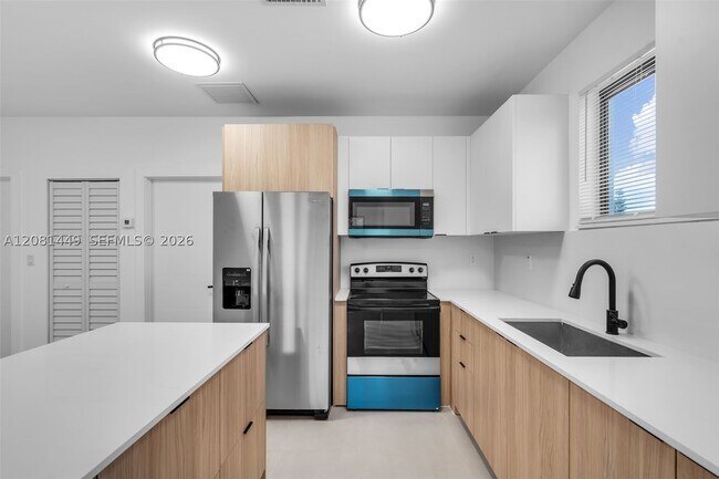 Foto del edificio - 6500 NW 21st Ave