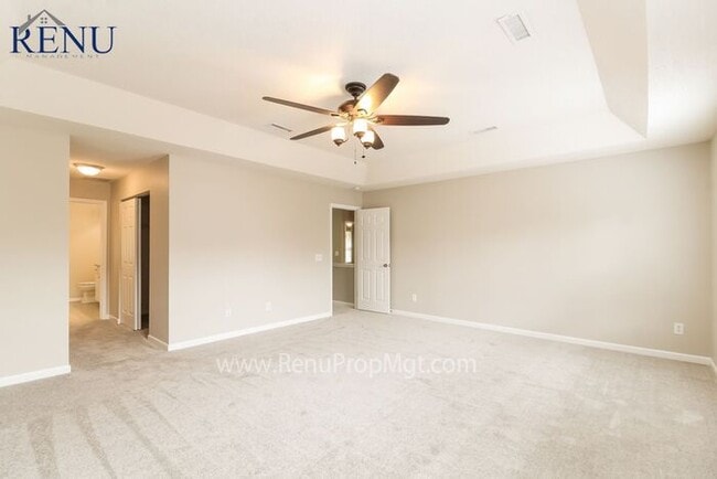 Building Photo - This home is available for NO CONTACT show...