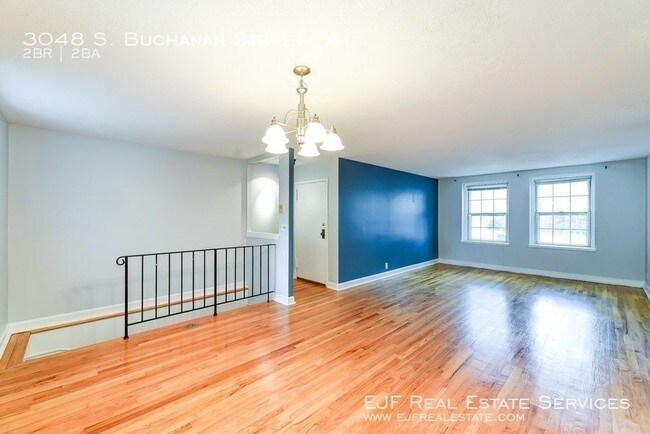 Building Photo - 3048 S Buchanan St
