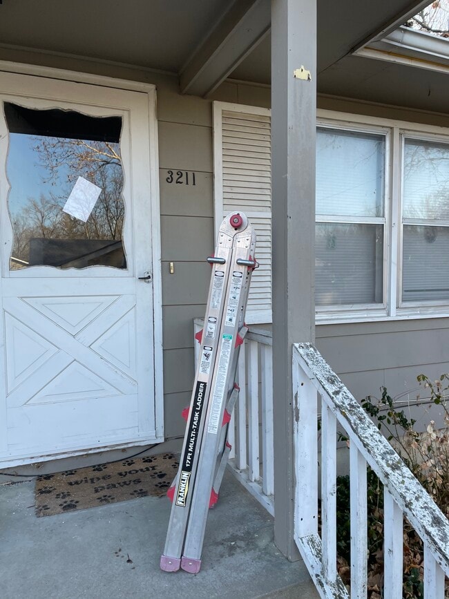 Building Photo - 3211 Claflin Rd