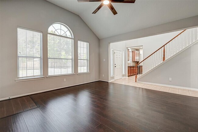Building Photo - 10531 WIllow Park Green