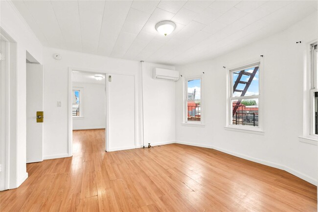 Building Photo - 9150 121st St
