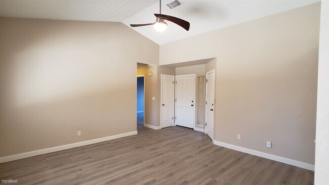 Foto del edificio - 2 br, 1 bath House - 2105 Beaujolais Court