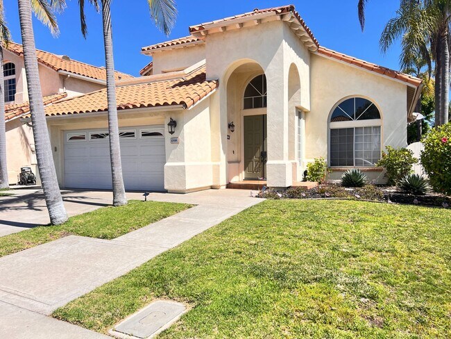 Foto del edificio - Scripps Ranch 4 bedroom 3 bath with Solar/...