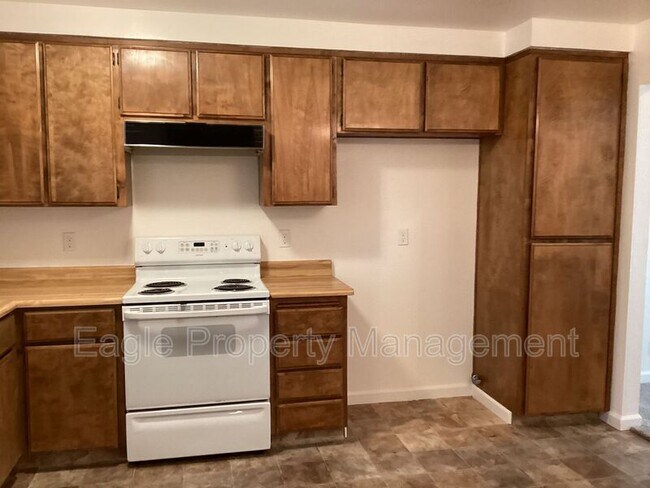 Building Photo - 5111 Richon Vista Ct