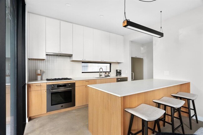 Foto del edificio - 5313 Avenue G