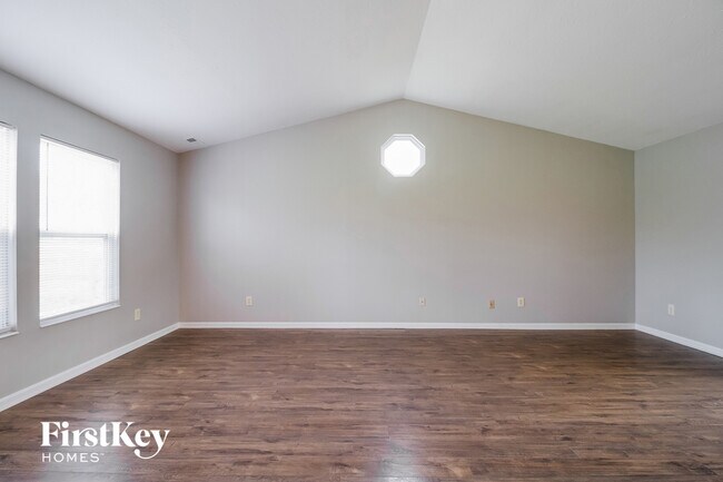 Foto del edificio - 17 Shady Creek Ln