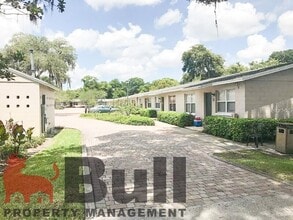 Building Photo - 439 Ruffel St