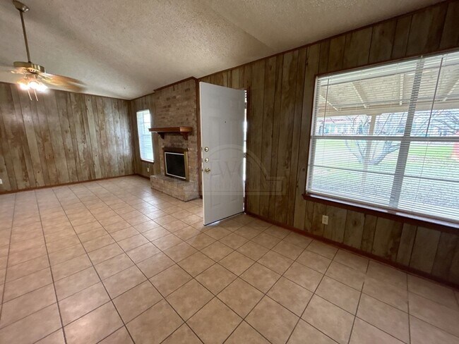 Foto del edificio - 2909 Trailridge Cir