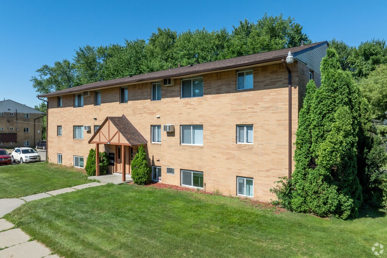 Foto principal - Hubbard Oaks Apartments