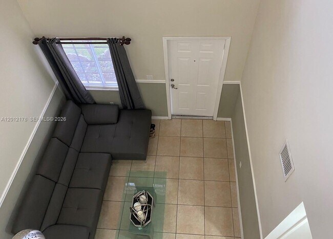Foto del edificio - 6995 NW 173rd Dr