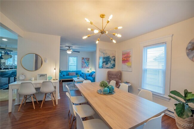 Foto del edificio - 312 Hall Ave